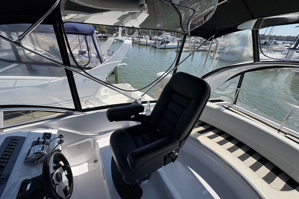 Solitude 41ft Meridian Yacht For Sale