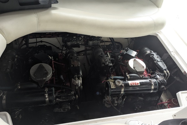 Yasmine III 29ft Four Winns Yacht For Sale