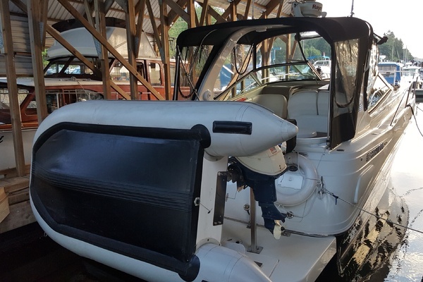 Photo of the 2004 Four Winns Vista 298 "Yasmine III"