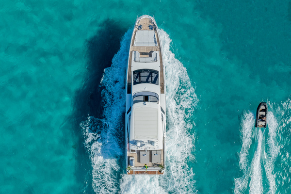 87ft Azimut Yacht For Sale