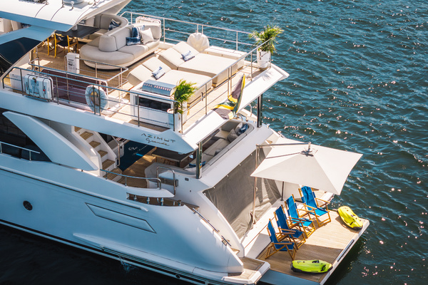 87ft Azimut Yacht For Sale