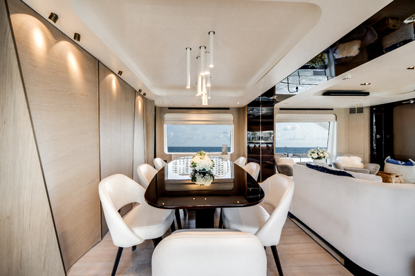 87ft Azimut Yacht For Sale