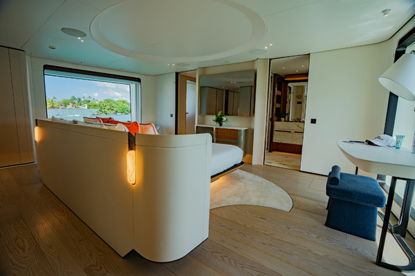 118ft Azimut Yacht For Sale