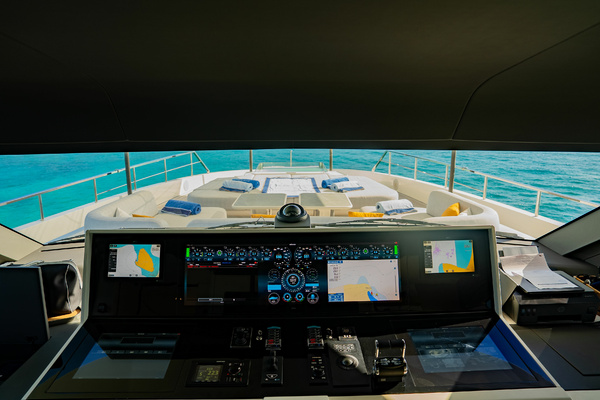 118ft Azimut Yacht For Sale