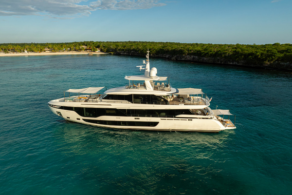 118ft Azimut Yacht For Sale