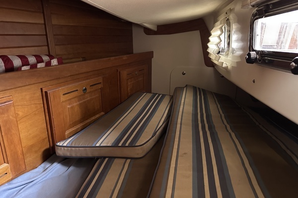 Tartan 4000 Yacht For Sale