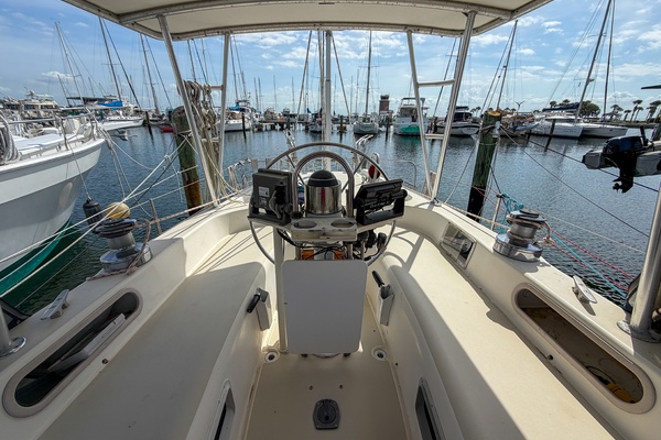 Good Stories 38ft Pearson Yacht For Sale