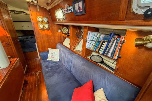 Good Stories 38ft Pearson Yacht For Sale
