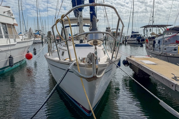 Good Stories 38ft Pearson Yacht For Sale
