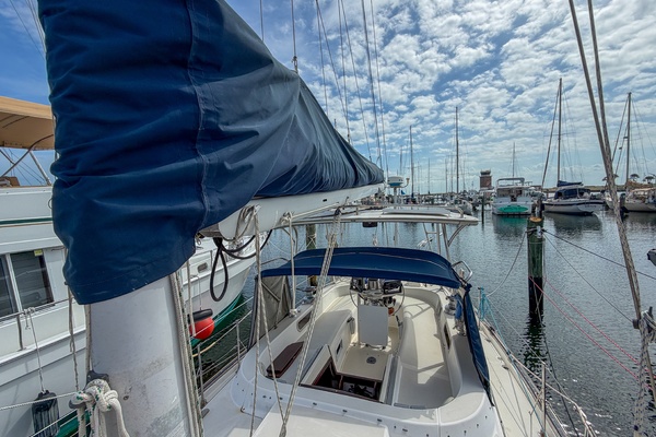 Good Stories 38ft Pearson Yacht For Sale