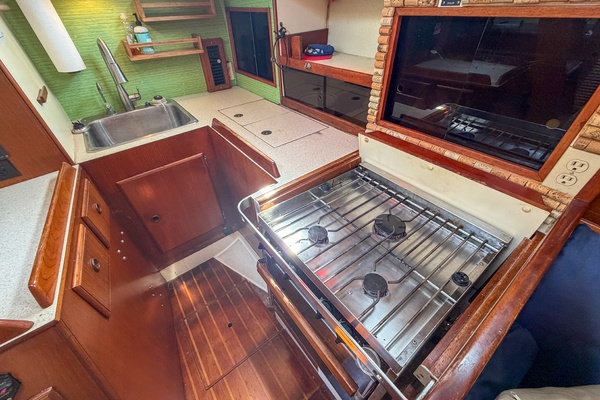 Good Stories 38ft Pearson Yacht For Sale