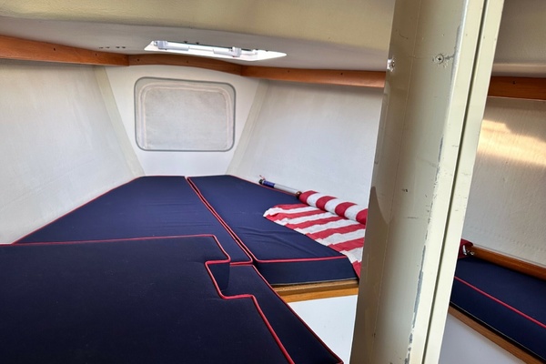 Name Reserved 28ft Alerion Yacht For Sale