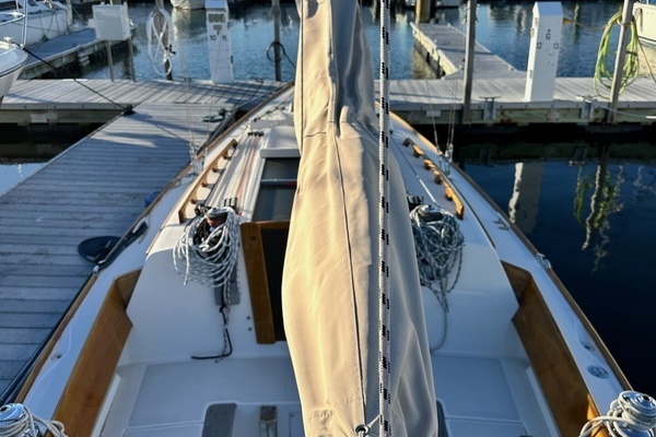 Photo of the 2002 Alerion Express "Name Reserved"