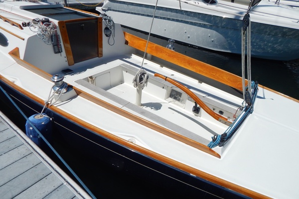 Name Reserved 28ft Alerion Yacht For Sale