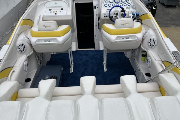 Jaw Dropper 38ft Donzi Yacht For Sale