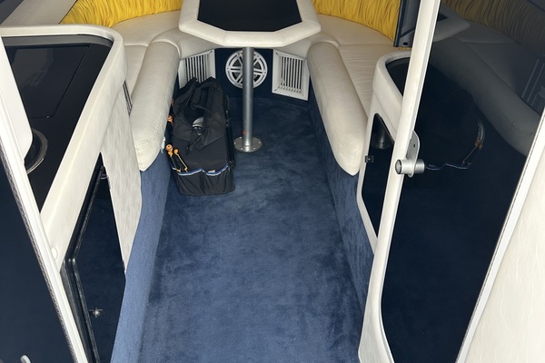 Jaw Dropper 38ft Donzi Yacht For Sale