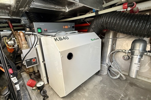 Uhuru 45ft Coastal Craft Yacht For Sale