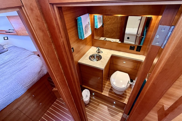 Uhuru 45ft Coastal Craft Yacht For Sale