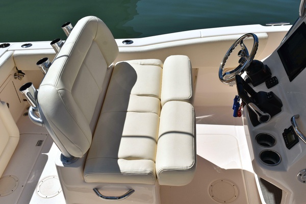 25ft Grady White Yacht For Sale