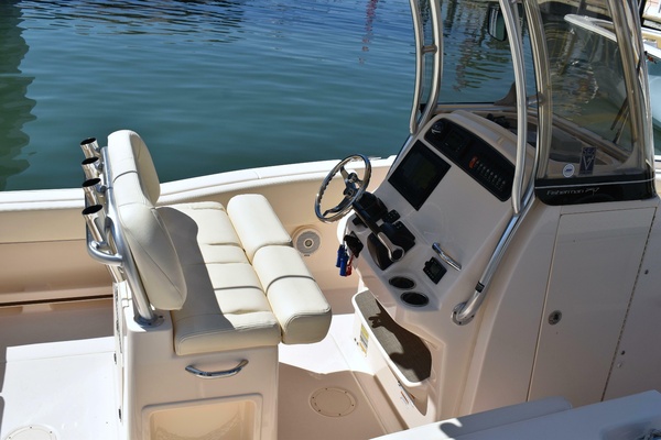 25ft Grady White Yacht For Sale