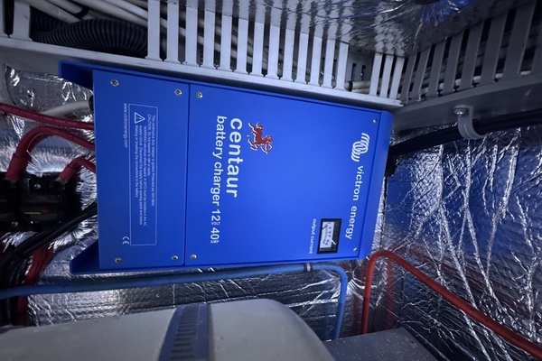 The Other Side  47ft Lien Hwa Yacht For Sale