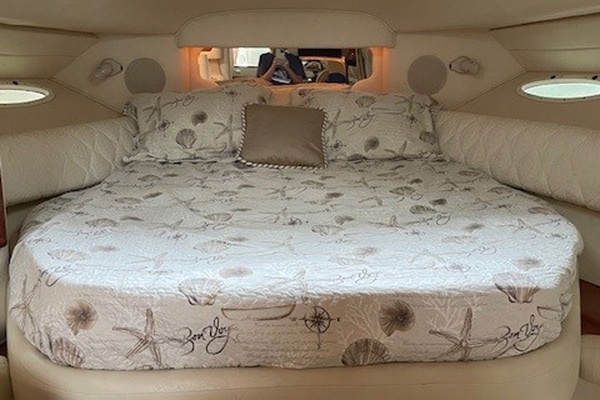 Latitude Adjustment 34ft Sea Ray Yacht For Sale