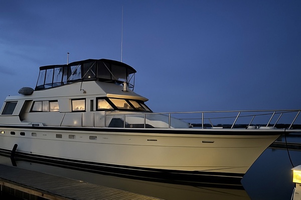 Lady Melan 54ft Hatteras Yacht For Sale