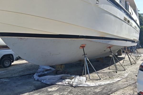 Hatteras Motor Yacht Yacht For Sale