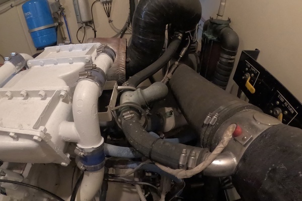 Hatteras Motor Yacht Yacht For Sale