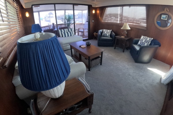 Hatteras Motor Yacht Yacht For Sale