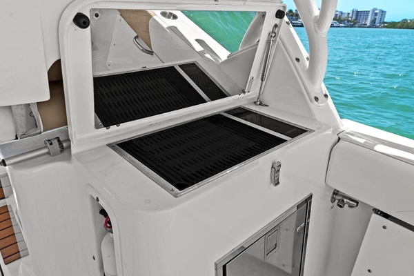 28ft Edgewater Yacht For Sale