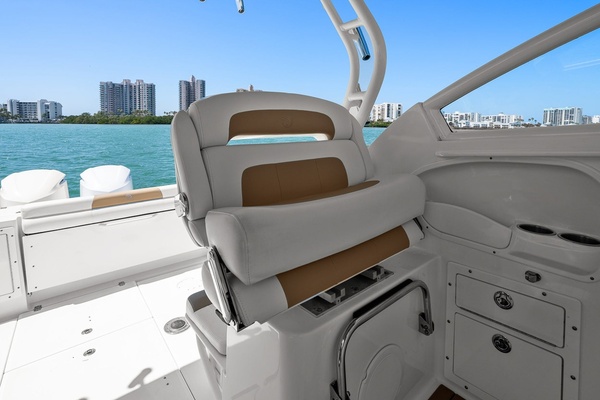 28ft Edgewater Yacht For Sale