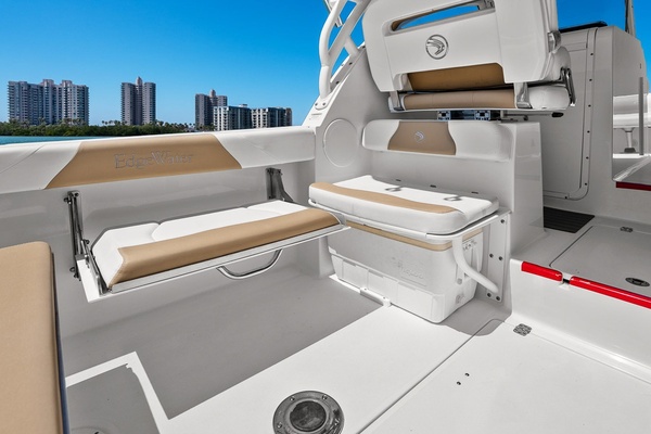 28ft Edgewater Yacht For Sale