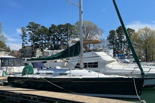 2005 Beneteau 36