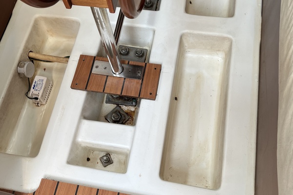 36ft Beneteau Yacht For Sale