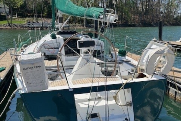 36ft Beneteau Yacht For Sale