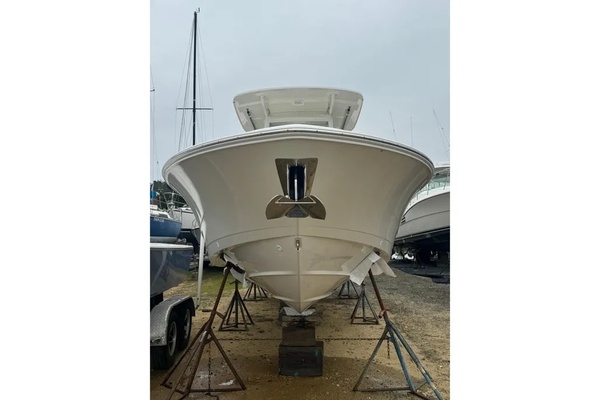 28ft Boston Whaler Yacht For Sale