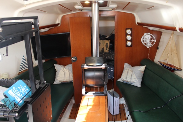 Wind Thief 32ft Beneteau Yacht For Sale