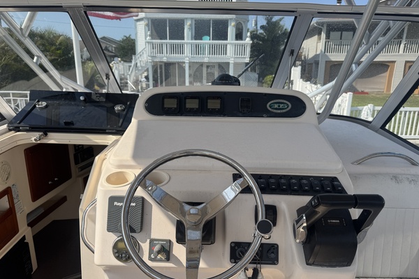 30ft Grady White Yacht For Sale