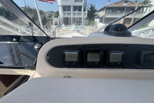 30ft Grady White Yacht For Sale