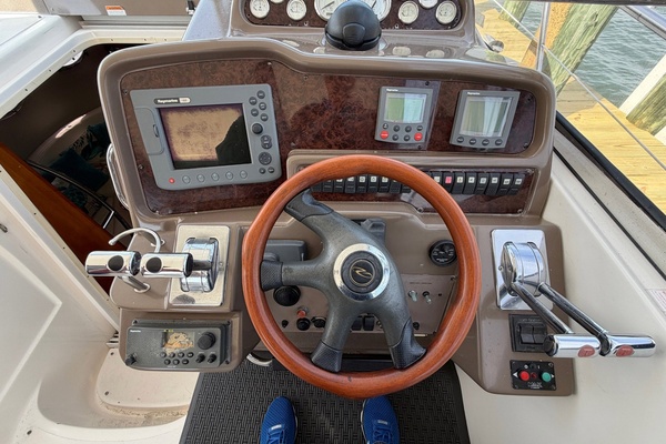 42ft Regal Yacht For Sale