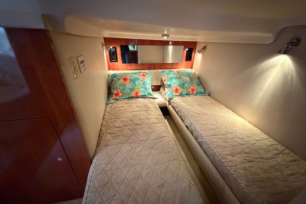 42ft Regal Yacht For Sale