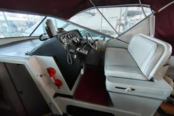 Just a Big Canoe 34ft Wellcraft Yacht For Sale