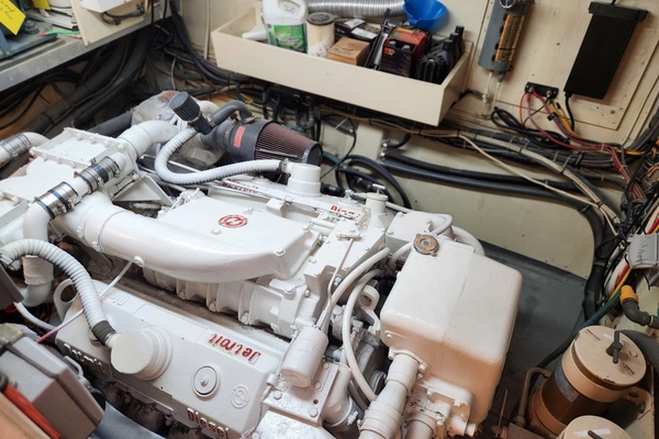 PUDDY TAT III 53ft Hatteras Yacht For Sale