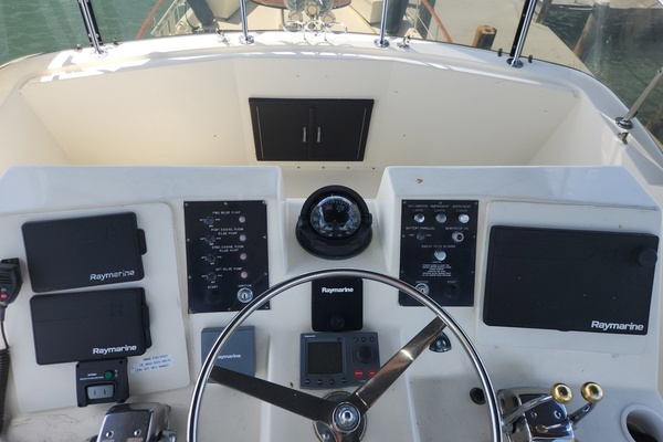 PUDDY TAT III 53ft Hatteras Yacht For Sale