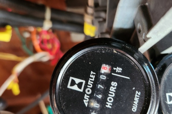 PUDDY TAT III 53ft Hatteras Yacht For Sale