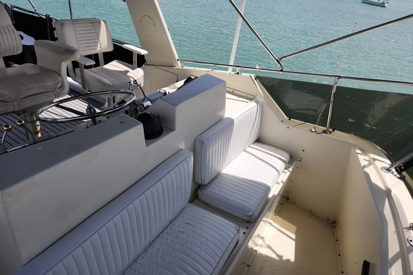 PUDDY TAT III 53ft Hatteras Yacht For Sale