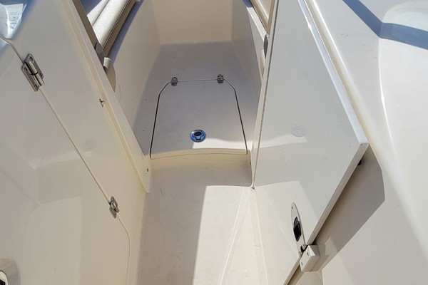 Into the Mystic 25ft Scout Yacht For Sale