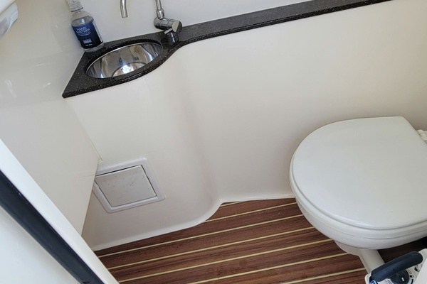 Into the Mystic 25ft Scout Yacht For Sale