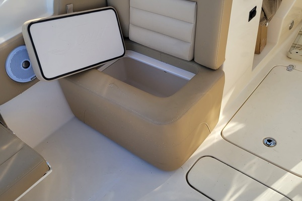 Into the Mystic 25ft Scout Yacht For Sale
